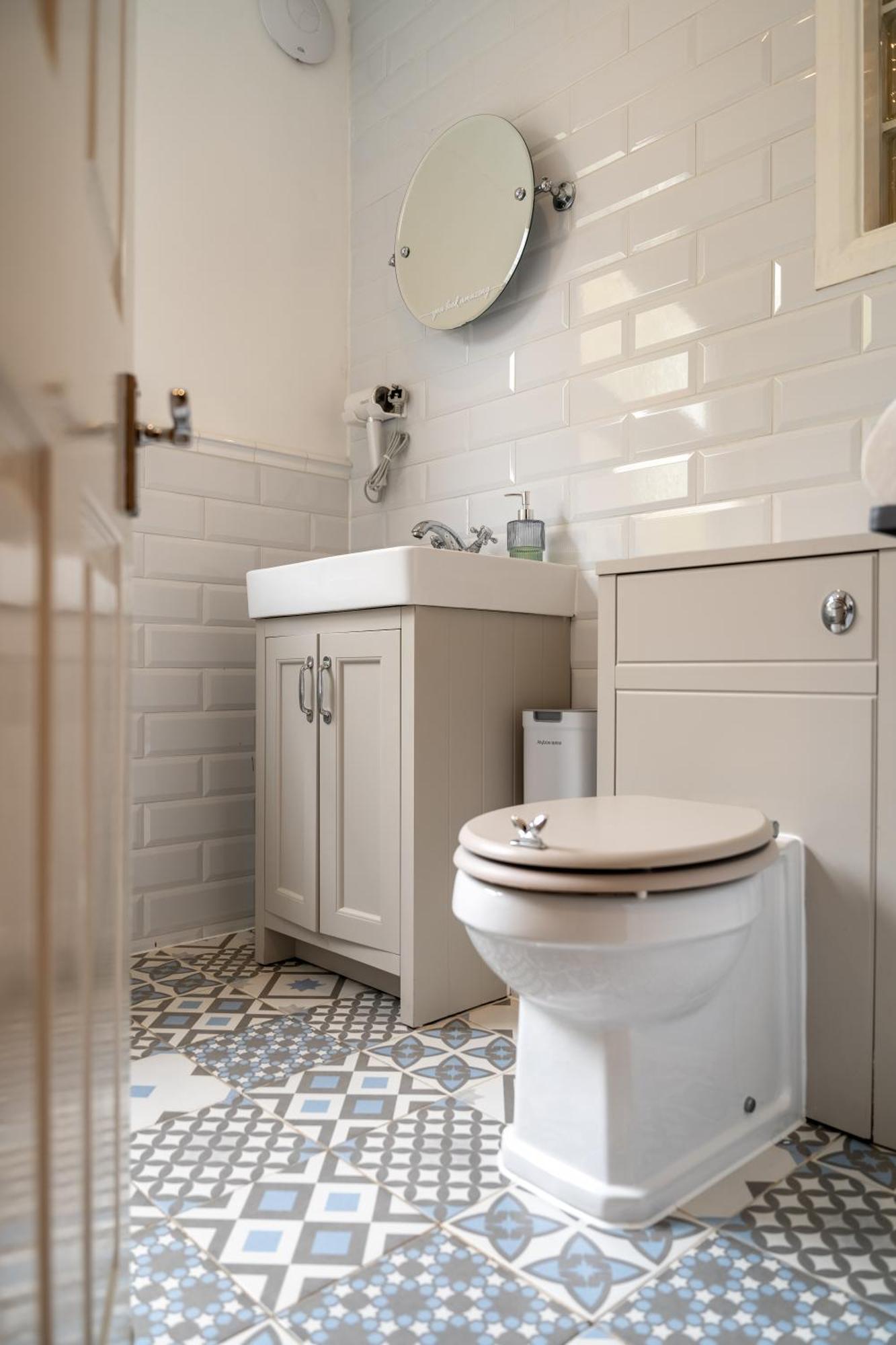 Beautiful 2 Bedroom With Private Garden In Wimbledon - Minutes From Central Лондон Экстерьер фото